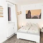 Urlaubsmagie Wiesengruen - Direkt Am Wanderweg - Fuer 6p