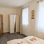 Urlaubsmagie Wiesengruen - Direkt Am Wanderweg - Fuer 6p Apartment