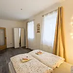 Apartament Urlaubsmagie Wiesengruen - Direkt Am Wanderweg - Fuer 6p Sebnitz