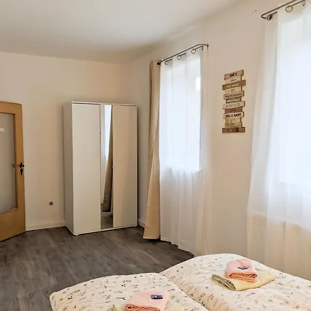 W6 - Gemuetliche In Lichtenhain Apartment