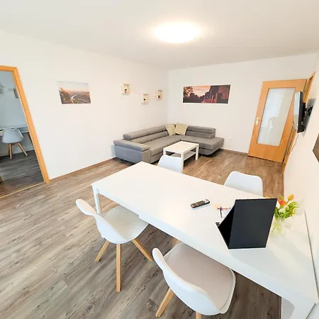 W6 - Gemuetliche In Lichtenhain