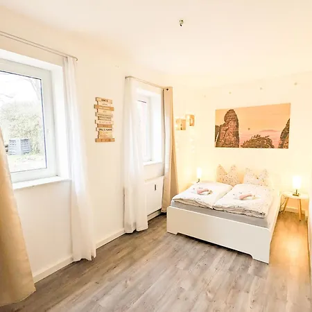 Urlaubsmagie Wiesengruen - Direkt Am Wanderweg - Fuer 6p - W6