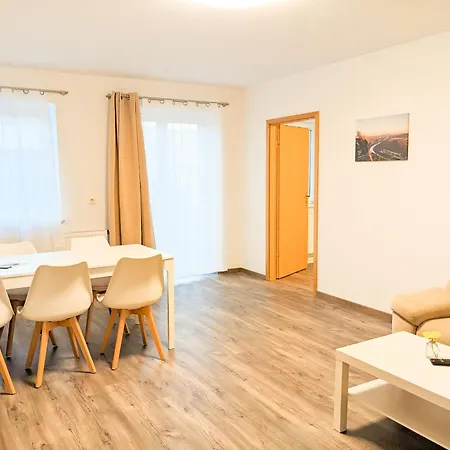 Urlaubsmagie Wiesengruen - Direkt Am Wanderweg - Fuer 6p - W6 公寓 *